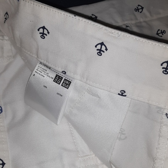 UniQlo white and blue anchor shorts-4 - Picture 4 of 8